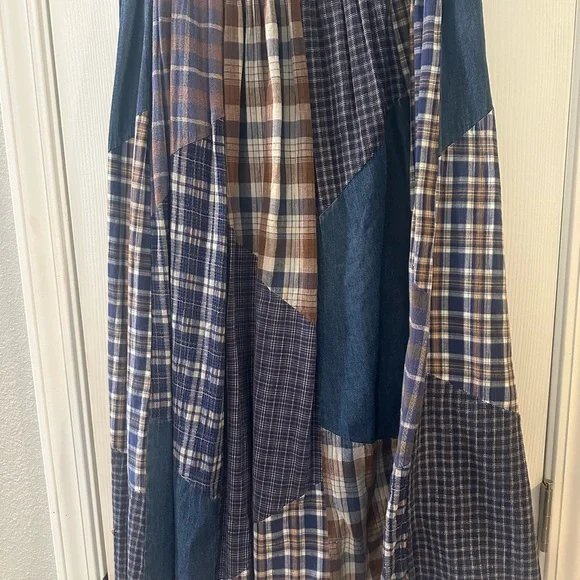 Patchwork Plaid Maxi Skirt in Navy and Brown - Picture 3 of 4
